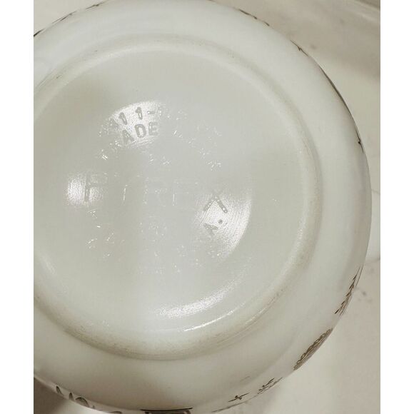 Vintage Pyrex Mixing Bowl Early American Cinderella #441 1-1/2 PT White Brown - Picture 8 of 8